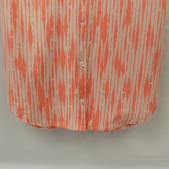 LuLaRoe Valentina Button Front Top Size XS NWT - Picture 3 of 12